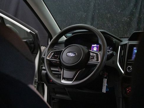 Used 2019 Subaru Crosstrek 2.0i w/ Eyesight System image 14