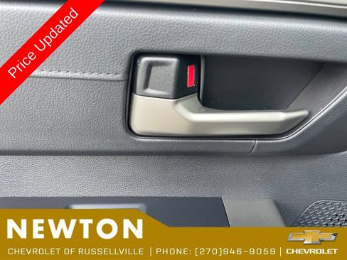 Used 2024 Toyota Tundra Limited w/ Power Package AWD/4WD image 38