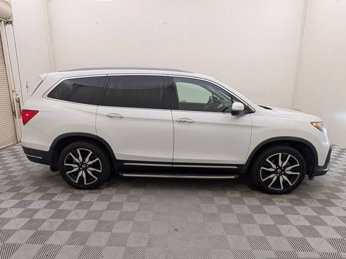 Used 2020 Honda Pilot Touring image 2