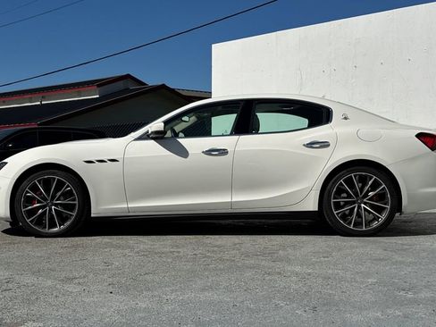 Used 2021 Maserati Ghibli image 6