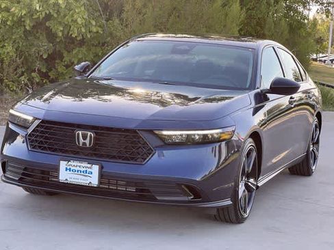 Certified 2026 Honda Accord SE image 2