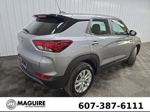 Used 2023 Chevrolet TrailBlazer LS FWD image 10