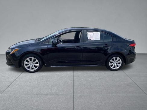 Used 2024 Toyota Corolla LE FWD image 4