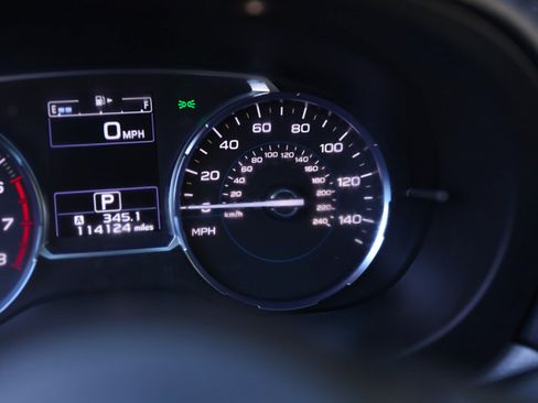 Used 2017 Subaru Forester 2.5i Limited w/ Popular Package #2 image 30