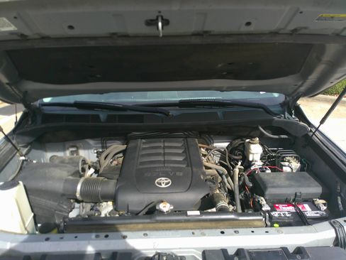 Used 2019 Toyota Tundra SR5 image 34