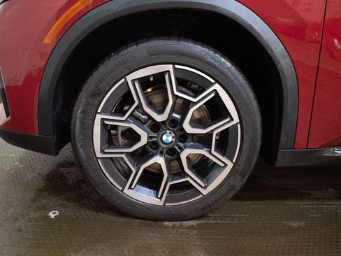 Used 2025 BMW X2 xDrive28i w/ Premium Package image 9