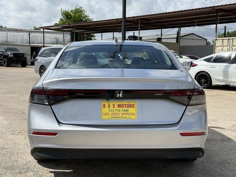 Used 2025 Honda Accord LX image 2