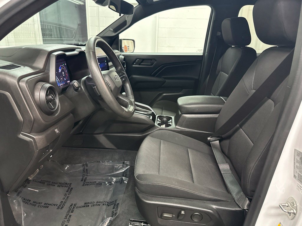 Used 2024 Chevrolet Colorado Trail Boss w/ Advanced Trailering Package AWD/4WD image 19
