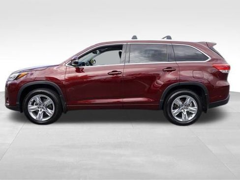 Used 2018 Toyota Highlander Limited image 7