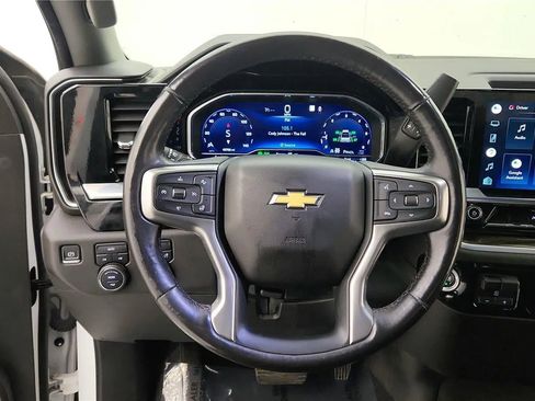 Used 2022 Chevrolet Silverado 1500 LT image 33