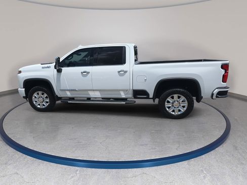 Used 2025 Chevrolet Silverado 2500 High Country w/ Technology Package AWD/4WD image 8