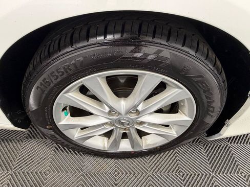 Used 2011 Lexus ES 350 FWD image 37