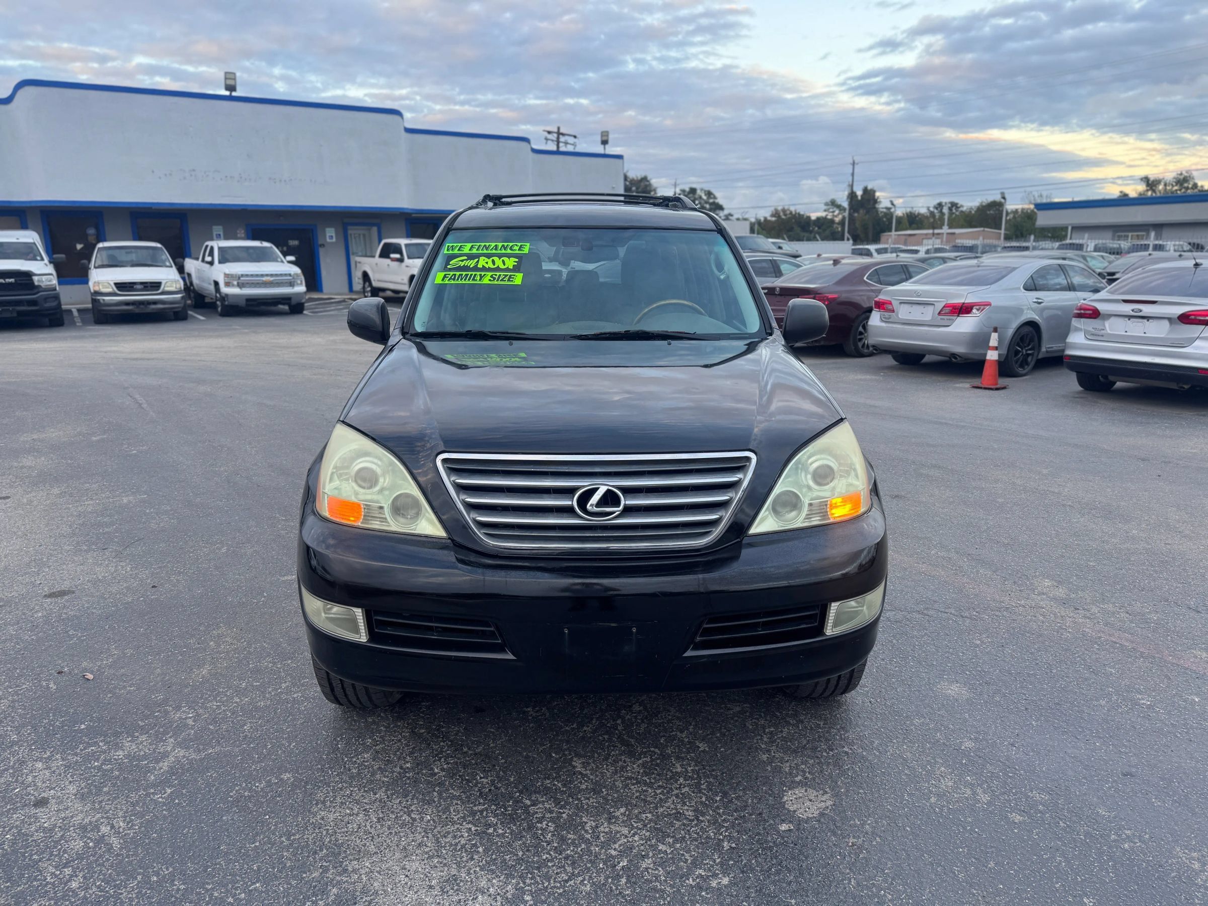 Used 2004 Lexus GX 470 AWD/4WD image 2