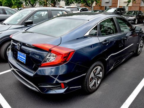 Used 2019 Honda Civic LX image 16