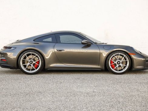 Used 2022 Porsche 911 GT3 image 2