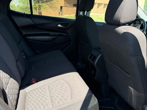 Used 2019 Chevrolet Equinox LT image 12