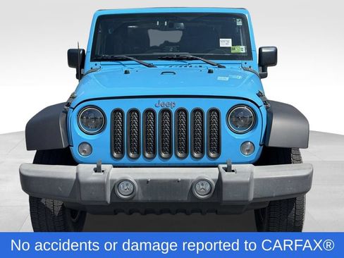 Used 2017 Jeep Wrangler Sport w/ Quick Order Package 23S AWD/4WD image 2