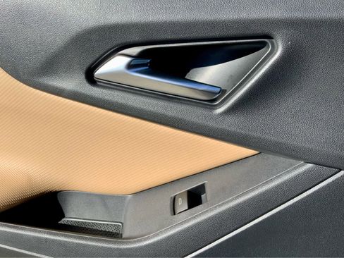 New 2026 Chevrolet Equinox ACTIV image 47