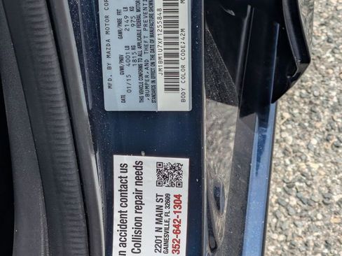 Used 2015 MAZDA MAZDA3 i Sport image 28