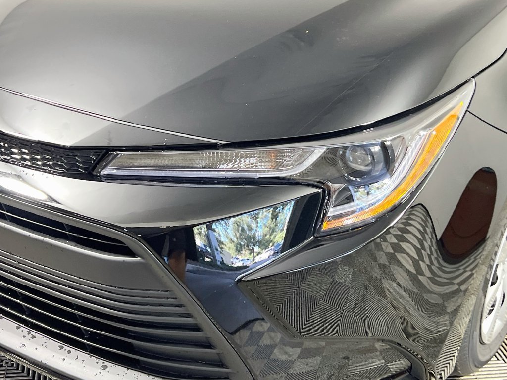 New 2027 Toyota Corolla LE FWD image 9