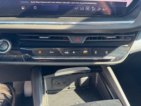 Used 2024 Buick Envision Preferred AWD/4WD image 19