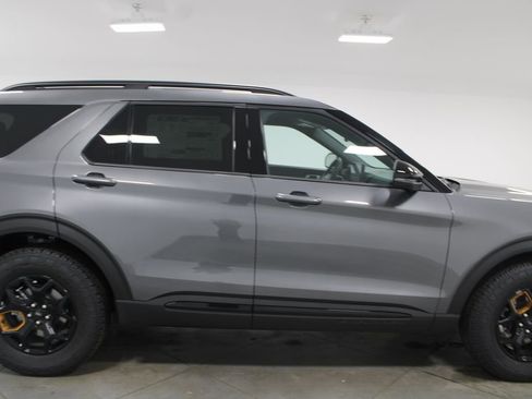 New 2026 Ford Explorer Tremor w/ Tremor Convenience Package AWD/4WD image 10