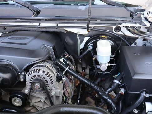 Used 2011 Chevrolet Silverado 1500 LT w/ All-Star Edition AWD/4WD image 38