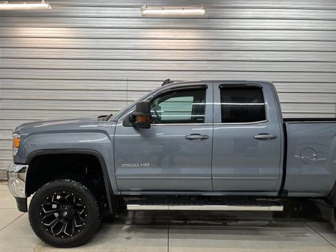 Used 2016 GMC Sierra 2500 SLE w/ SLE Convenience Package image 3