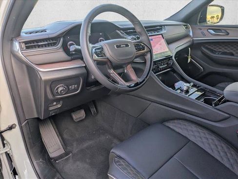 New 2025 Jeep Grand Cherokee L Summit w/ Obsidian Package image 9