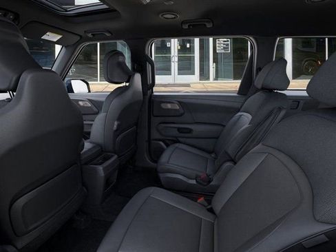 New 2027 Kia Telluride S image 18