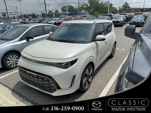 Used 2023 Kia Soul GT-Line FWD image 1