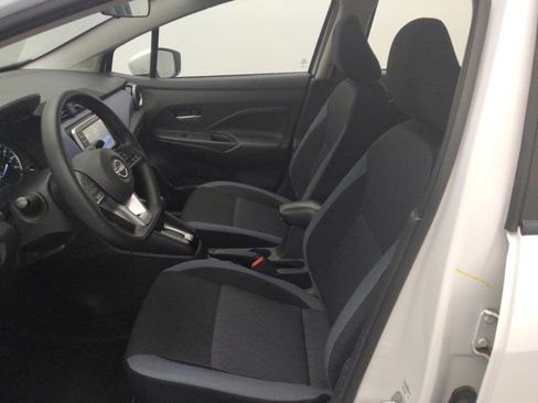 Used 2024 Nissan Versa SV FWD image 17
