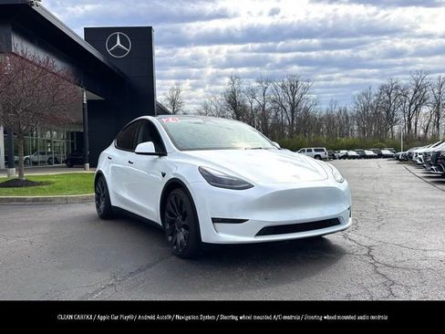 Used 2024 Tesla Model Y Performance AWD/4WD image 1
