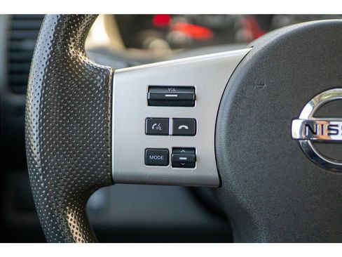 Used 2020 Nissan Frontier S w/ S Utility Package RWD image 8