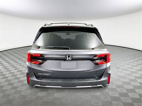 New 2026 Honda Odyssey EX-L image 4