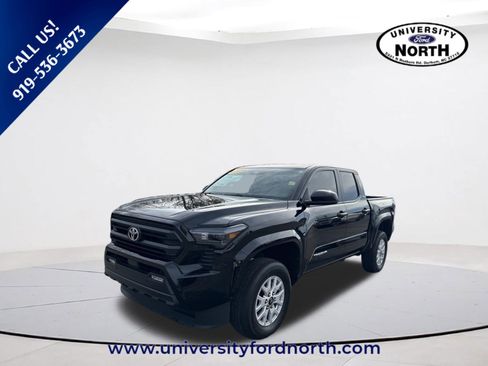 Used 2024 Toyota Tacoma SR5 w/ SR5 Upgrade Package image 3