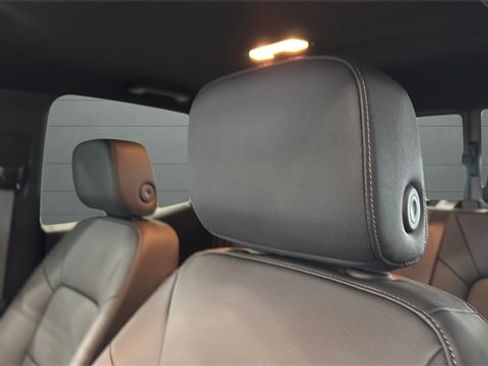 Used 2026 Chevrolet Colorado LT w/ LT Convenience Package image 16