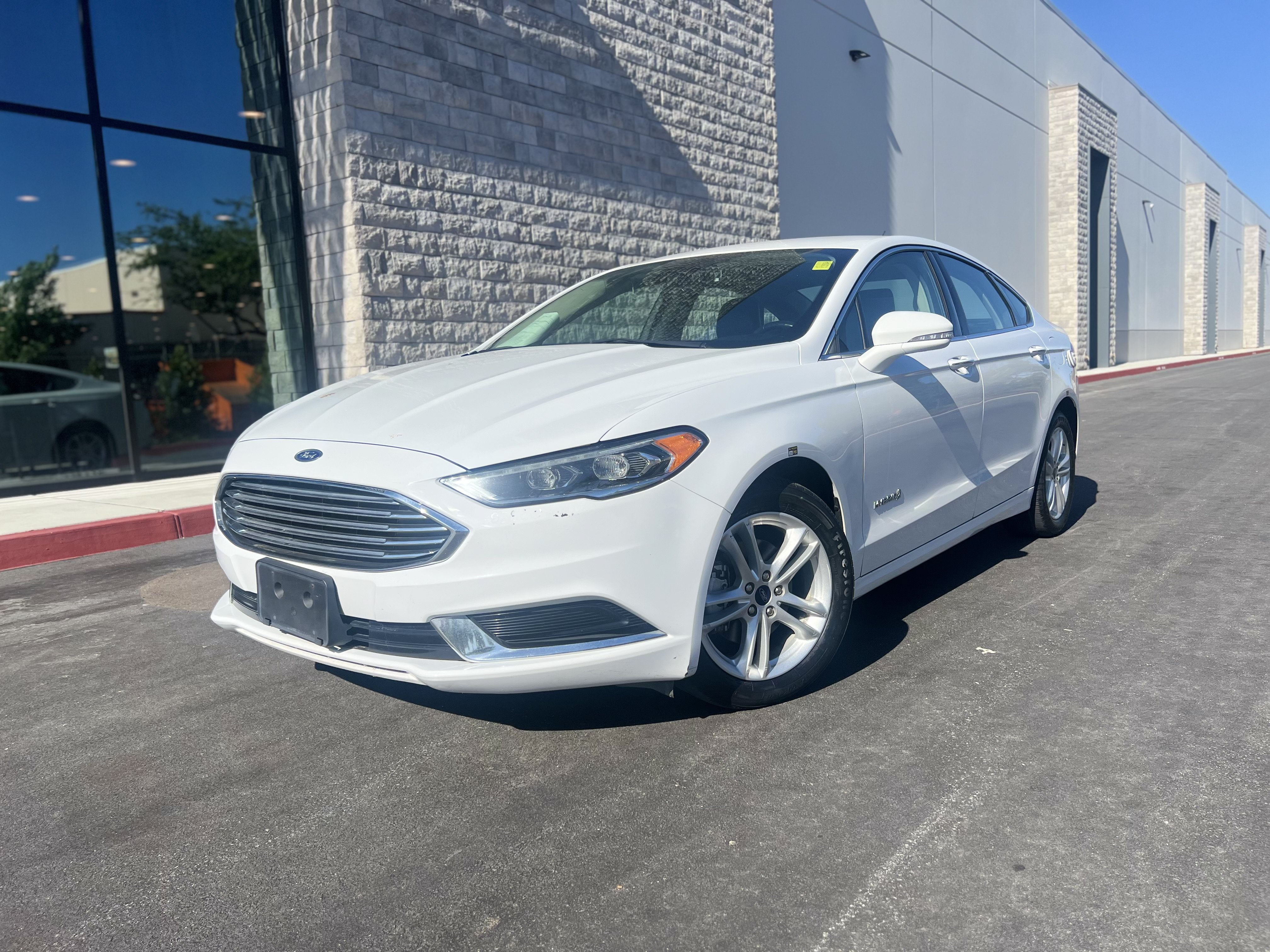 Used 2018 Ford Fusion SE w/ Equipment Group 602A FWD image 1