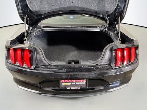 Used 2019 Ford Mustang Coupe w/ Black Accent Package image 25