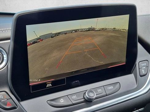 Used 2024 Chevrolet Blazer LT FWD image 13