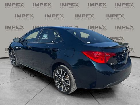 Used 2017 Toyota Corolla SE w/ Protection Package FWD image 2