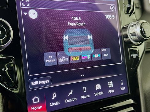 Used 2025 RAM 1500 Laramie image 21