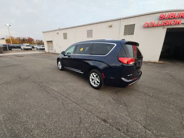 Used 2020 Chrysler Pacifica Limited FWD image 24