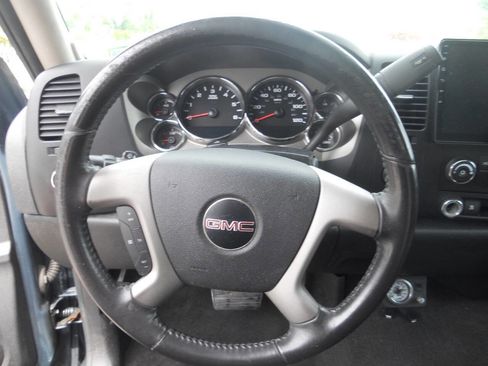 Used 2010 GMC Sierra 1500 SLE w/ Power Pack Plus AWD/4WD image 14