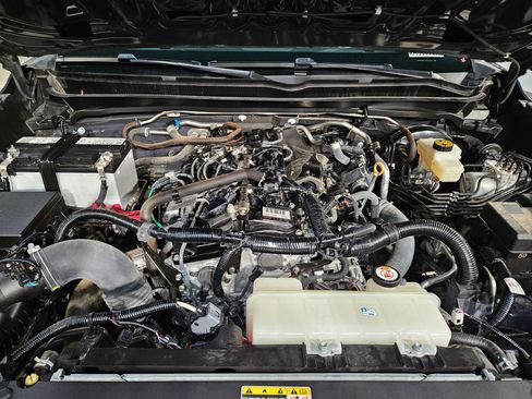 Used 2024 Toyota Tacoma SR5 image 19