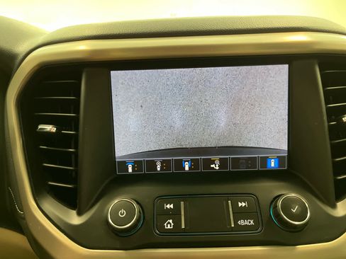 Used 2022 GMC Acadia Denali w/ Denali Ultimate Package image 42