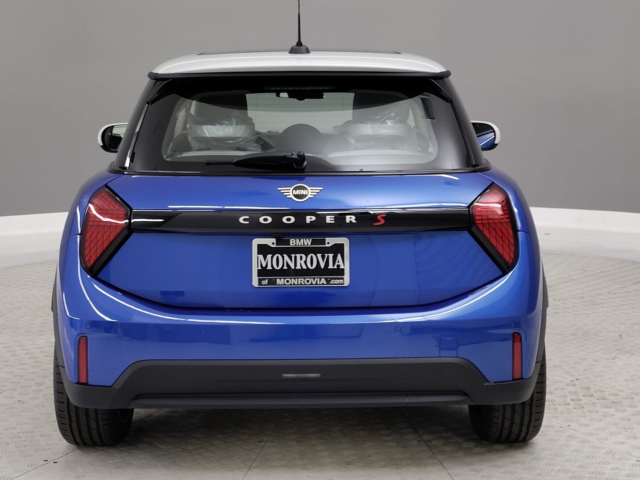 New 2026 MINI Cooper S FWD image 7