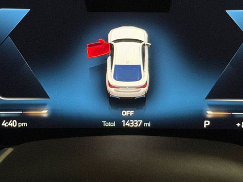 Certified 2023 BMW i4 eDrive40 w/ Premium Package RWD image 23