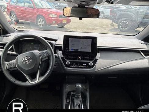 Used 2023 Toyota Corolla SE FWD image 10