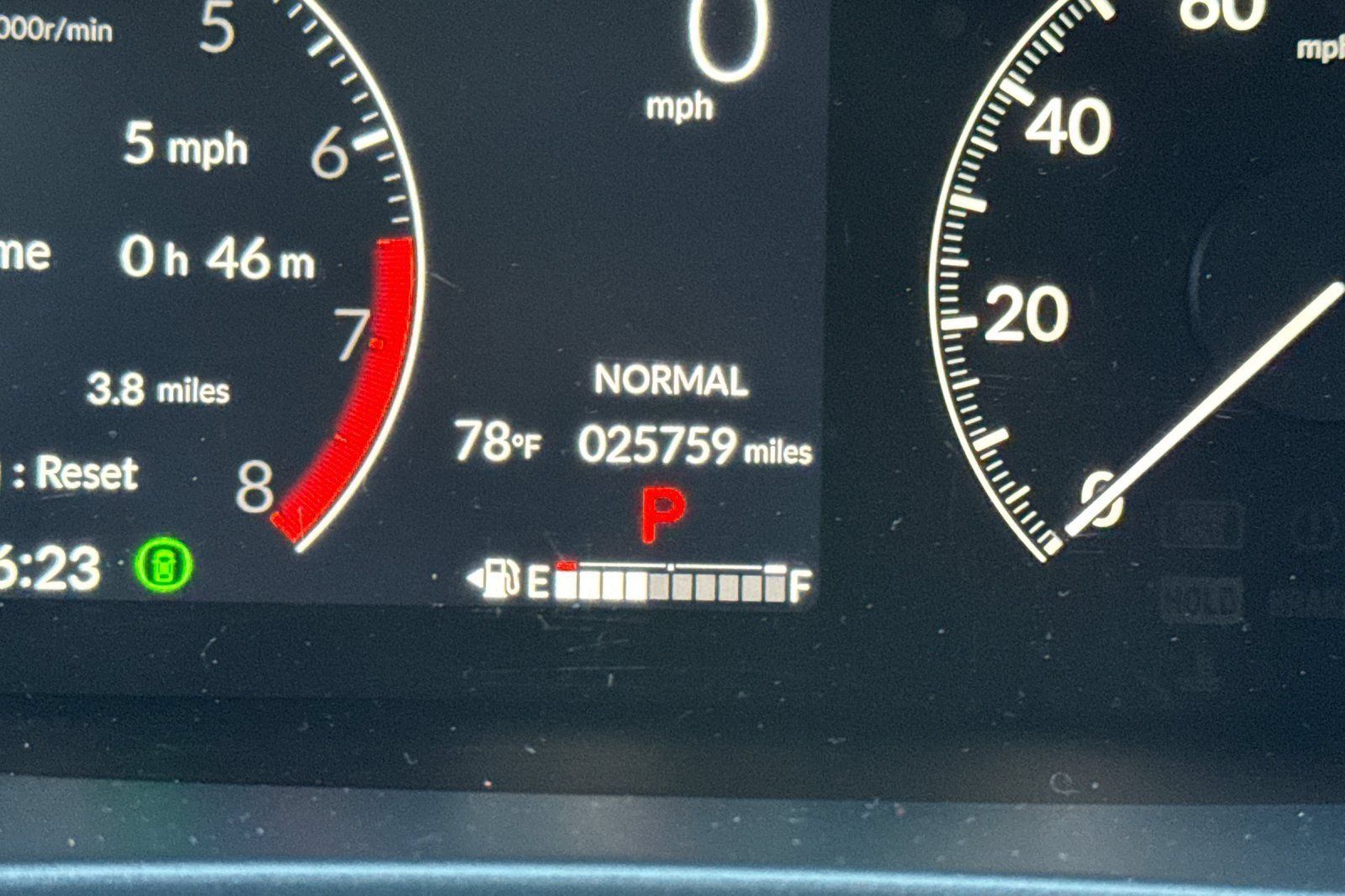Used 2025 Honda CR-V LX image 29